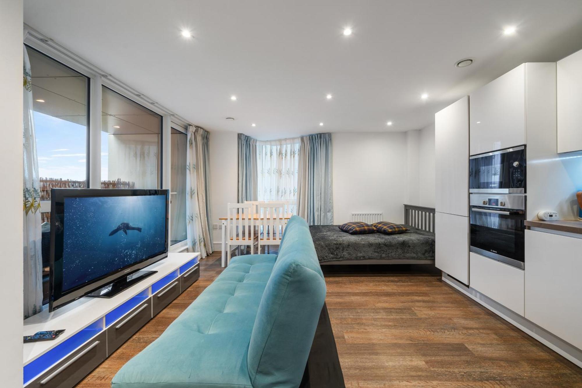 Riverside 1Br With Easy Transport 20Min To City Centre London Exterior photo